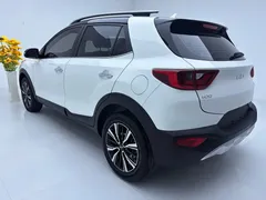2021 Kia Yipao 1.4L CVT Sunroof, белый — фото 6