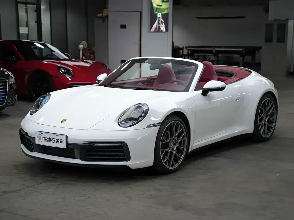 2022 Porsche 911 Carrera 4 Cabriolet 3.0T