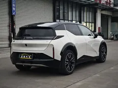 2023 Zeekr X RWD YOU 4-seat, белый — фото 4