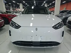 2025 Aito M5 EV Ultra RWD, белый — фото 3