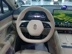 2025 Aito M5 EV Ultra RWD, белый — фото 11