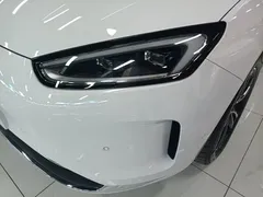 2025 Aito M5 EV Ultra RWD, белый — фото 24