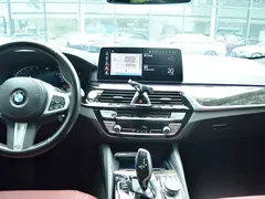 2022 BMW 5 Series 525Li M Sport Package, белый — фото 8