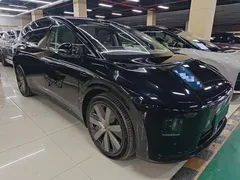 2025 Li Auto i8 Standard, чёрный — фото 4