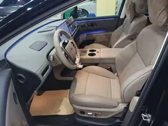 2025 Li Auto i8 Standard, чёрный — фото 15