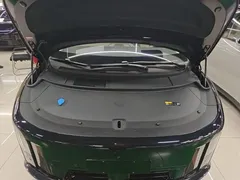 2025 Li Auto i8 Standard, чёрный — фото 20