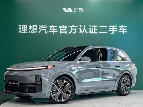 2025 Li Auto L8