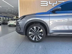 2025 BYD Song PLUS EV 520km Luxury — фото 4