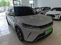 2025 BYD Yuan UP Smart Driving 401km Leading, белый — фото 4