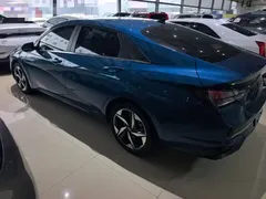 2021 Hyundai Elantra 1.5L CVT GLX Elite, синий — фото 5