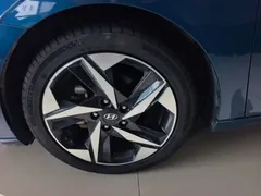 2021 Hyundai Elantra 1.5L CVT GLX Elite, синий — фото 23