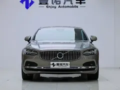 2022 Volvo S90 — фото 2