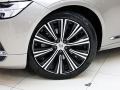 2022 Volvo S90 — фото 12