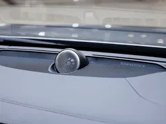 2022 Volvo S90 — фото 25