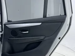 2019 BMW 2 Series Active Tourer 220i Leading, белый — фото 14