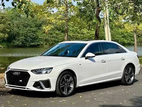 2022 Audi A4L 40 TFSI Fashion Dynamic