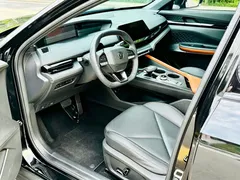 2023 Changan UNI-V 1.5T Premium, чёрный — фото 8