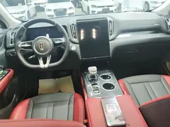 2024 Hongqi HS3 1.5T, чёрный — фото 10
