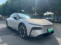 2024 Xpeng P7+ Long Range Max — фото 3