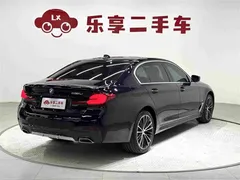 2022 BMW 5 Series 530Li Leading M Sport Package, чёрный — фото 5