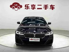 2022 BMW 5 Series 530Li Leading M Sport Package, чёрный — фото 8