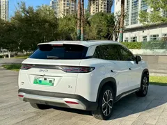 2025 BYD Song L PHEV 160km Smart Driving Exceed, белый — фото 7