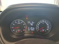 2020 Hyundai Elantra 1.6L AT GL, белый — фото 12