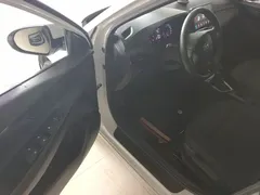 2020 Hyundai Elantra 1.6L AT GL, белый — фото 16