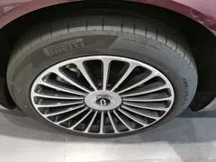 2025 Aito M8 EREV Ultra 53.4kWh 5-seat 192-line LiDAR — фото 23