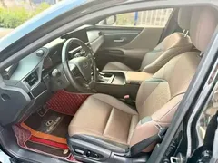 2023 Lexus ES 260 Excellence, чёрный — фото 8