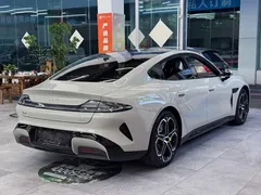 2024 Xiaomi SU7 RWD Long Range Smart Driving — фото 7