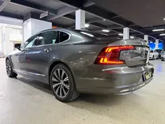 2021 Volvo S90 — фото 11