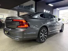 2021 Volvo S90 — фото 13