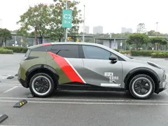 2023 Zeekr X 4WD YOU 5-seat — фото 4