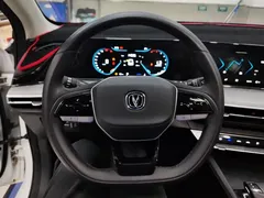 2023 Changan Eado PLUS 1.4T GDI DCT Premium, белый — фото 15