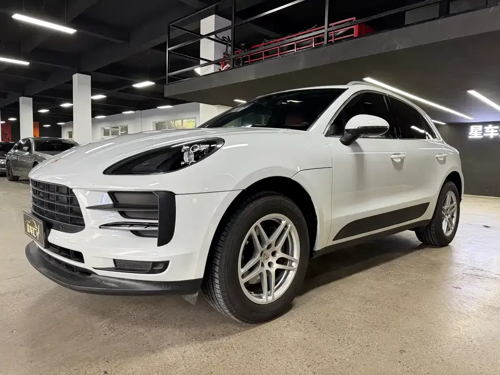 2021 Porsche Macan 2.0T