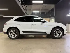 2021 Porsche Macan 2.0T, белый — фото 11