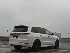 2025 Li Auto L9 Smart Refresh, белый — фото 5