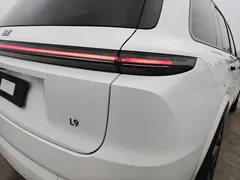 2025 Li Auto L9 Smart Refresh, белый — фото 17