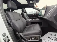 2025 Li Auto L9 Smart Refresh, белый — фото 26