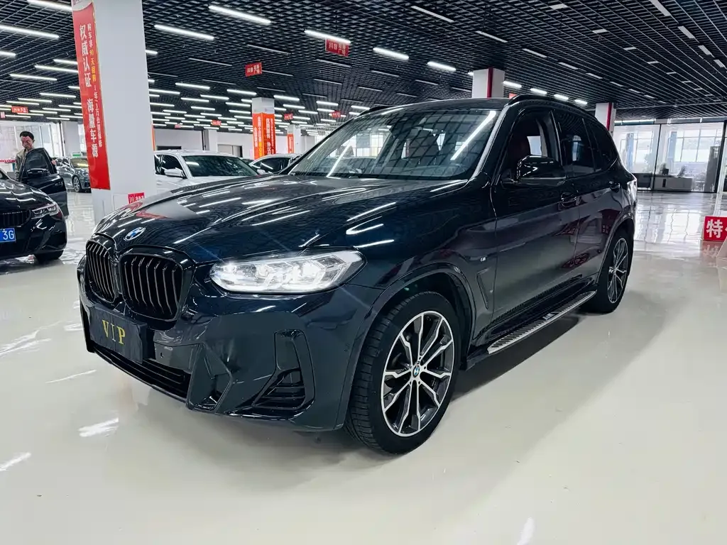 2023 BMW X3 Leading M Night Package