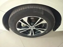 2022 Nissan Sylphy 1.6L XL CVT Enjoy, белый — фото 23