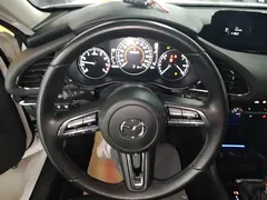 2021 Mazda 3 2.0L AT, белый — фото 11