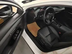 2021 Mazda 3 2.0L AT, белый — фото 16