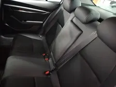2021 Mazda 3 2.0L AT, белый — фото 17