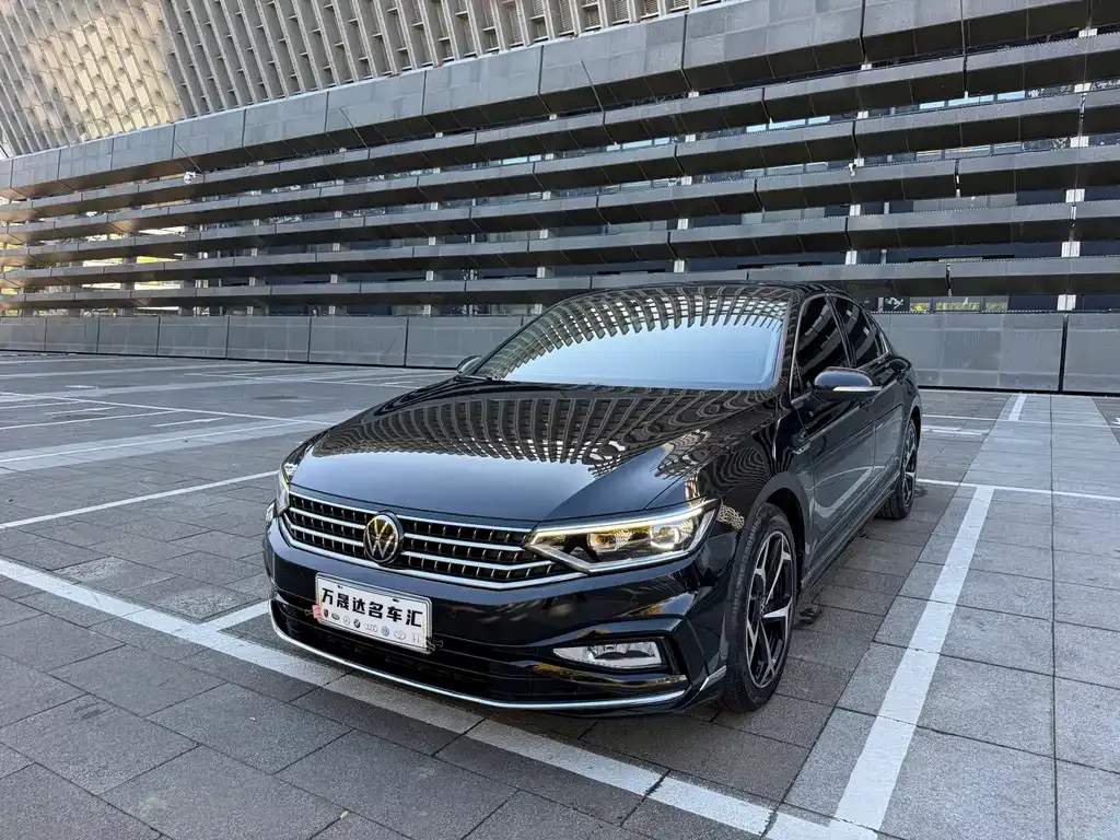 2023 Volkswagen Magotan 330TSI DCT Luxury