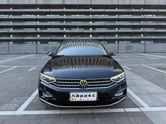 2023 Volkswagen Magotan 330TSI DCT Luxury, чёрный — фото 2