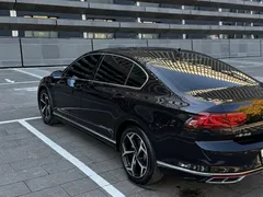 2023 Volkswagen Magotan 330TSI DCT Luxury, чёрный — фото 9