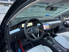 2023 Volkswagen Magotan 330TSI DCT Luxury, чёрный — фото 10