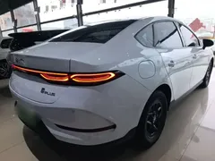 2025 BYD Qin PLUS DM-i PHEV Smart Driving 55km Leading, белый — фото 7